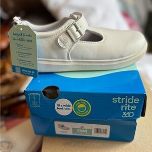 Stride Rite Kids Cream Dress Shoes